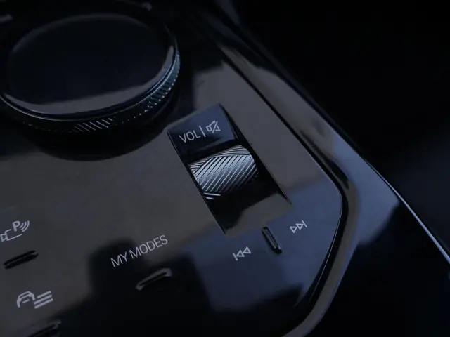 BMW 5 Serie Touring 530e 2024 Hybride Benzine 32