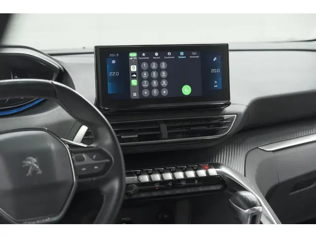 Peugeot 3008 PureTech 130 Allure 2021 Benzine 57