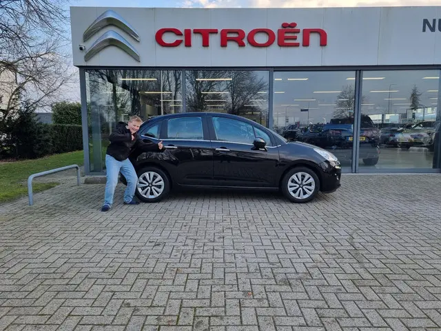 Citroën C3 1.2 PureTech Collection 2015 Benzine 5