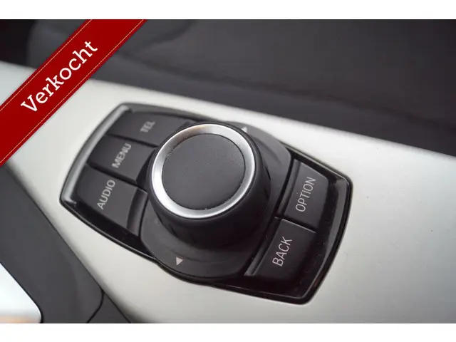 BMW 1 Serie 118i 2016 Benzine 18