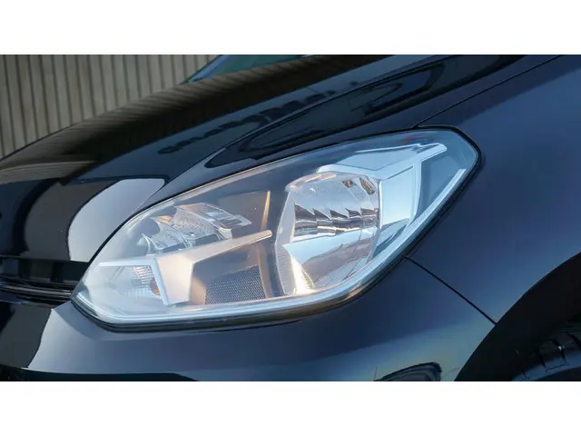 Volkswagen up! 1.0 TSI 90PK BMT up! Beats 2017 Benzine 41