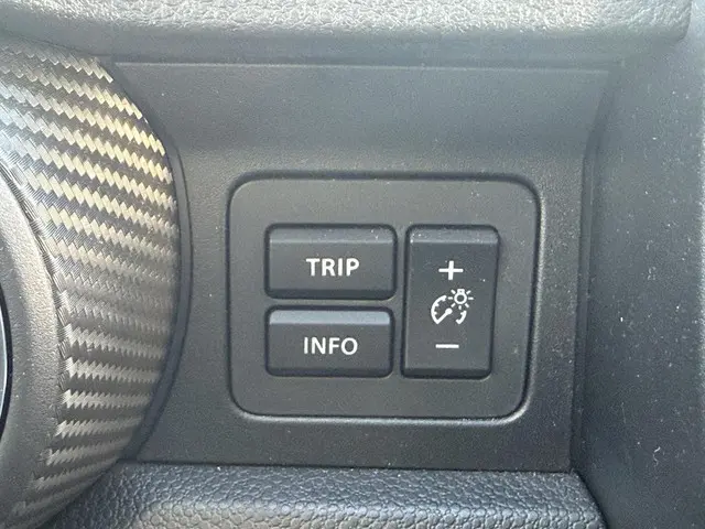 Suzuki Ignis 1.2 Smart Hybrid Select 2023 Benzine 27