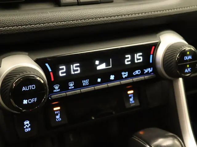 Toyota RAV4 2.5 Hybrid Active Plus 2020 Hybride Benzine 31