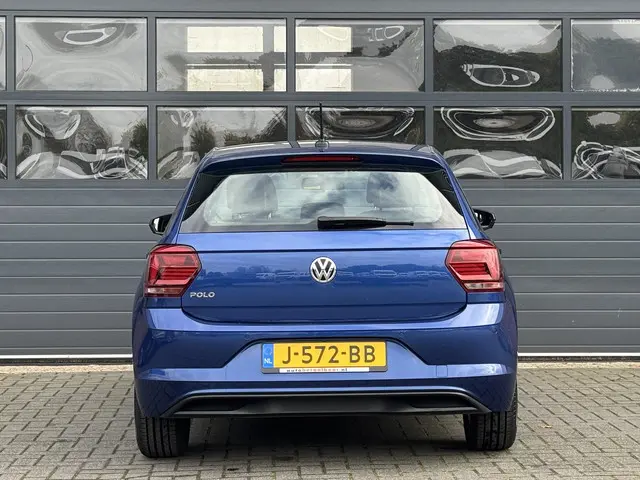 Volkswagen Polo 1.0 TSI HIGHLINE 2020 Benzine 17