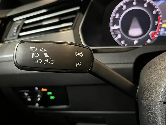 Volkswagen Arteon 1.5 TSI 3x R-Line 2019 Benzine 49