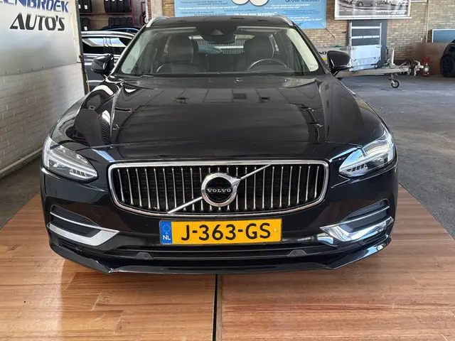 Volvo V90 2.0 T4 Business Luxury+ 2020 Benzine 19