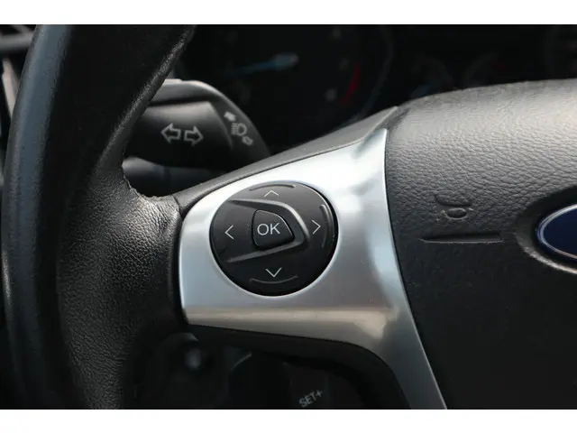 Ford C-MAX 1.0 Edition 2014 Benzine 18