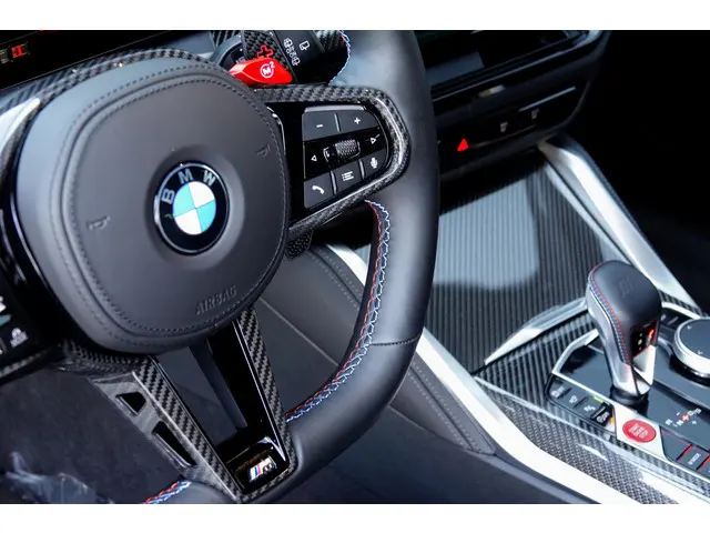 BMW M3 Touring xDrive Competition 2024 Benzine 15