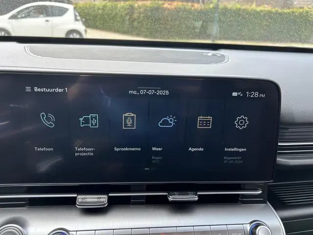 Hyundai Kona 1.6 GDI HEV Comfort 2024 Hybride Benzine 23