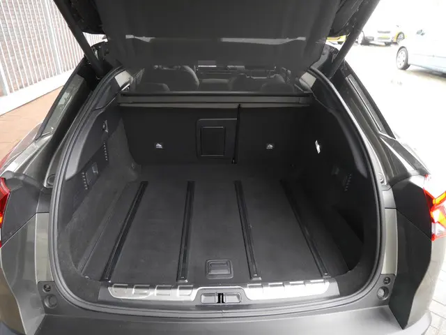 Citroën C5 X 1.6 180PK PureTech Shine 2022 Benzine 13