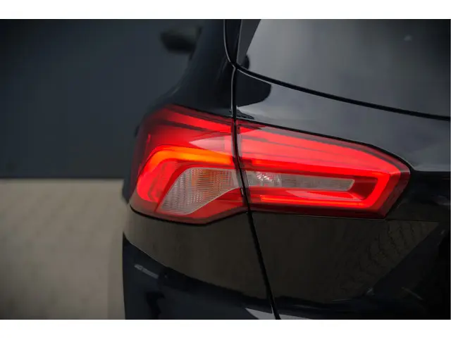 Ford Focus 1.5 EcoBoost ST Line Business 2019 Benzine 23