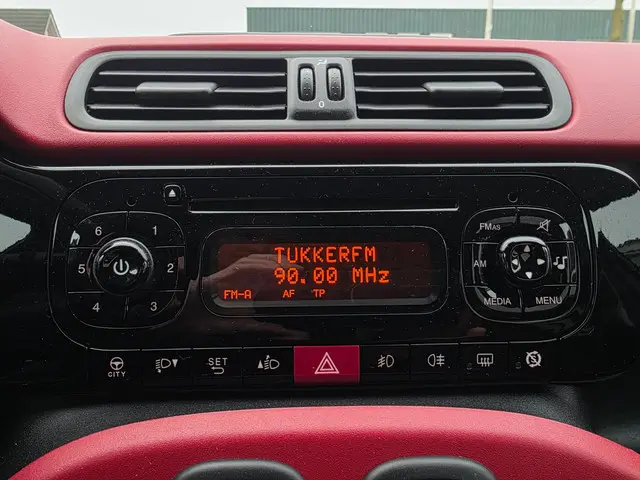 Fiat Panda 0.9 TwinAir Lounge 2013 Benzine 11