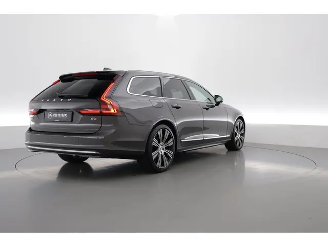 Volvo V90 B4 D Ultimate Bright 197pk 2023 Diesel 2