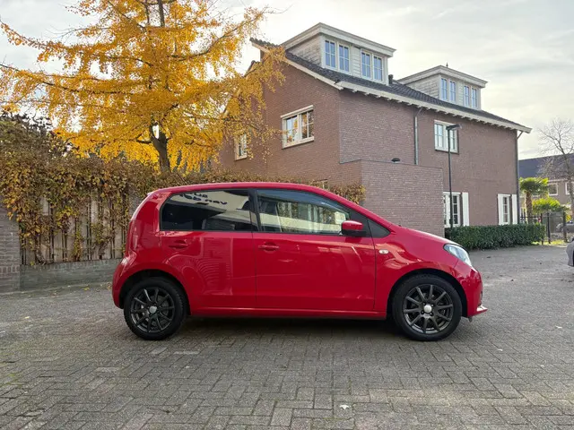 SEAT Mii 1.0 Style Sport 2013 Benzine 4