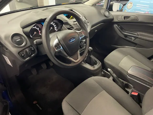 Ford Fiesta 1.25 2015 Benzine 9