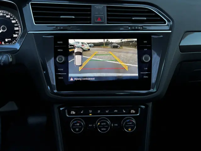 Volkswagen Tiguan 2.0 TSI 4Motion Highline 2018 Benzine 22