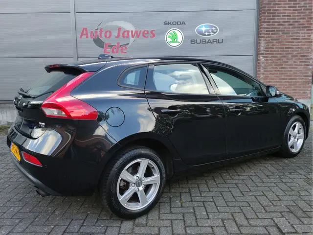 Volvo V40 1.6 T2 Kinetic 2015 Benzine 14