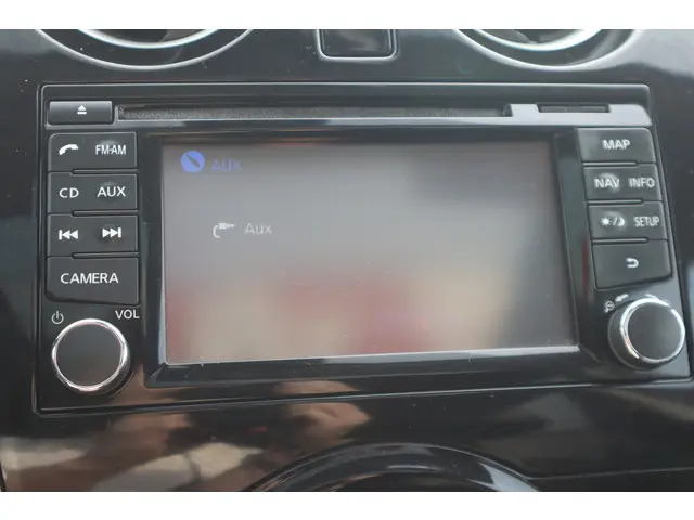 Nissan Note 1.2 DIG-S Tekna 2014 Benzine 24