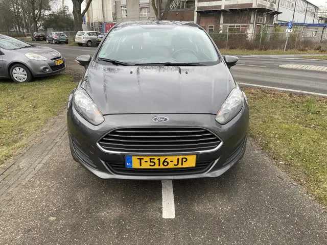 Ford Fiesta 1.25 2015 Benzine 3