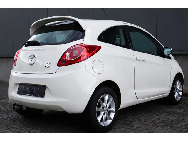 Ford Ka Ford Ka 1.2 Champions Edition 2012 Benzine 10