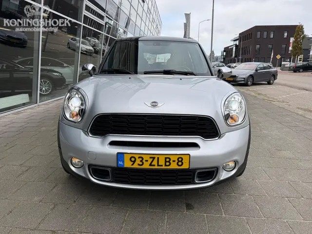 MINI Countryman 2