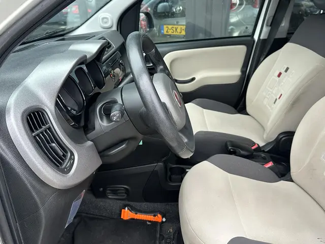 Fiat Panda 0.9 TwinAir Lounge 2013 Benzine 8