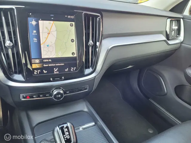 Volvo V60 2.0 T5 Momentum Pro 2019 Benzine 10