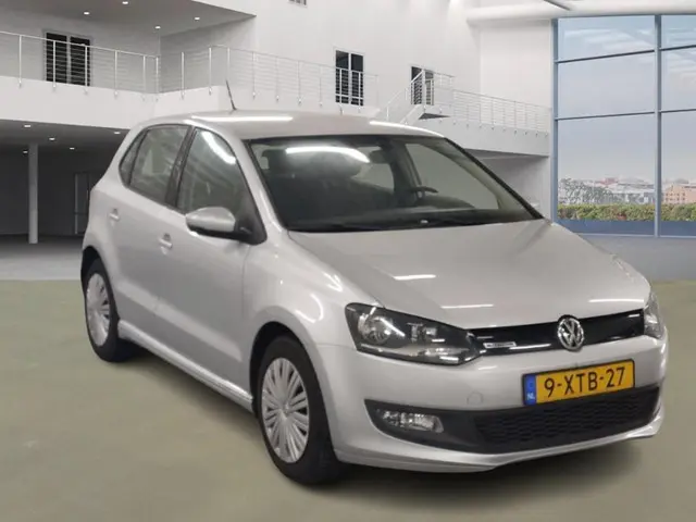 Volkswagen Polo 2