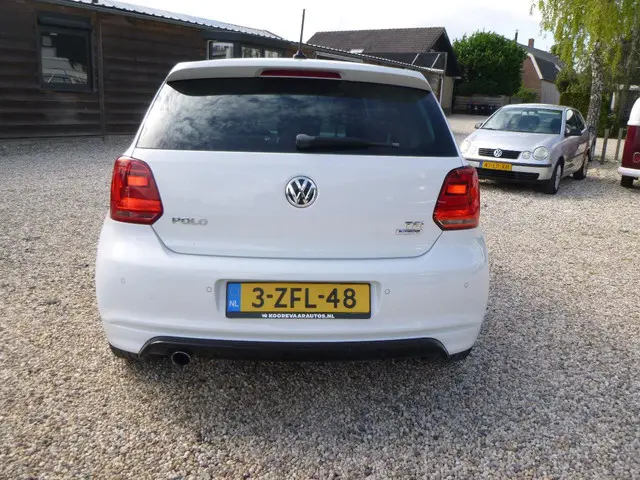 Volkswagen Polo 1.2 TSI R-LINE 2X 2014 Benzine 8