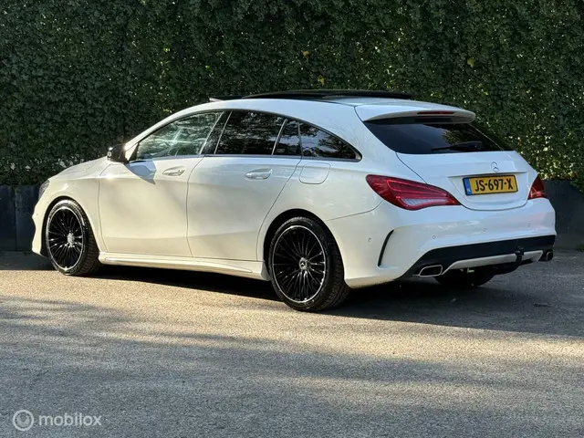 Mercedes-Benz CLA Shooting Brake 180 2015 Benzine 20
