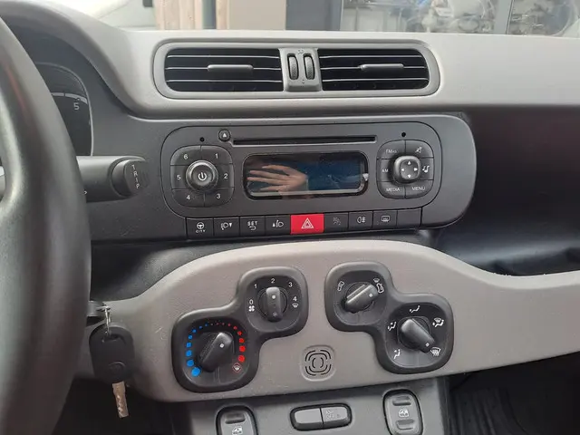 Fiat Panda 1.2 Edizione Cool 2015 Benzine 8