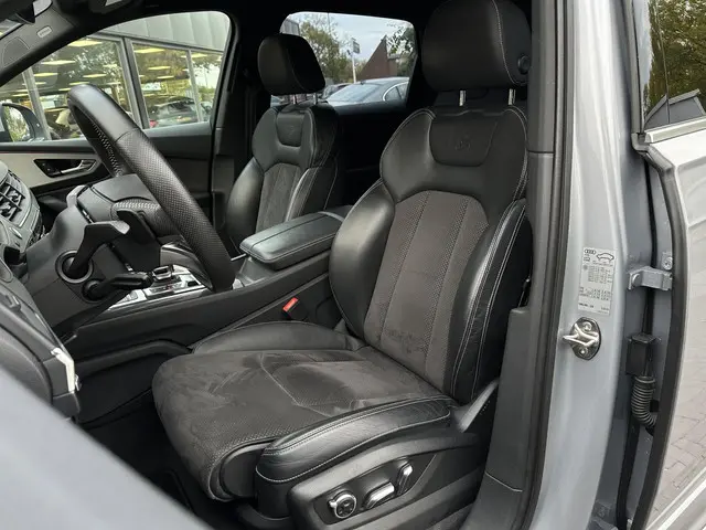 Audi Q7 3.0 TFSI quattro Pro Line S 2015 Benzine 2