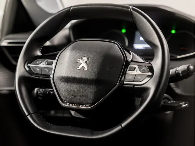 Peugeot 208 1.2 PureTech Sport 2020 Benzine 17