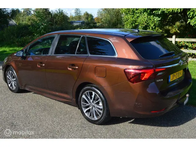 Toyota Avensis 1.6 D-4D-F 2016 BTW AUTO 2016 Diesel 4