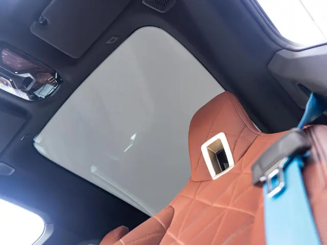 BMW iX M60 2023 Elektrisch 38