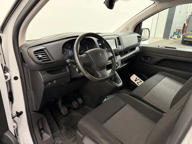 Peugeot Expert 1.5 BlueHDI 120PK L2 2023 Diesel 23