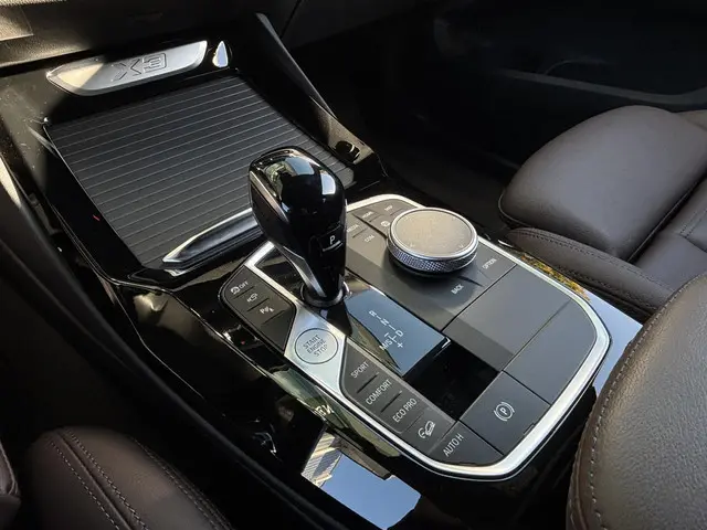 BMW X3 xDrive 20i 2024 Benzine 16