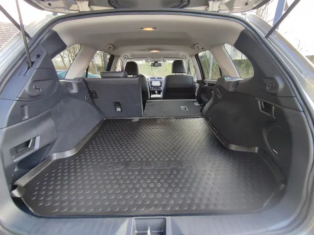 Subaru Outback 2.5i Premium 2018 Benzine 27