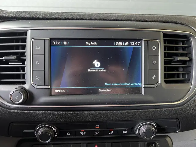 Peugeot Expert 2.0 BlueHDI 145 S&S 2023 Diesel 14