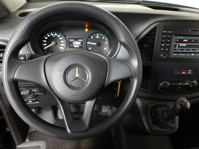 Mercedes-Benz Vito Lang 2021 Diesel 19