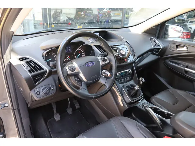 Ford Kuga 1.5 150PK TITANIUM 2015 Benzine 12