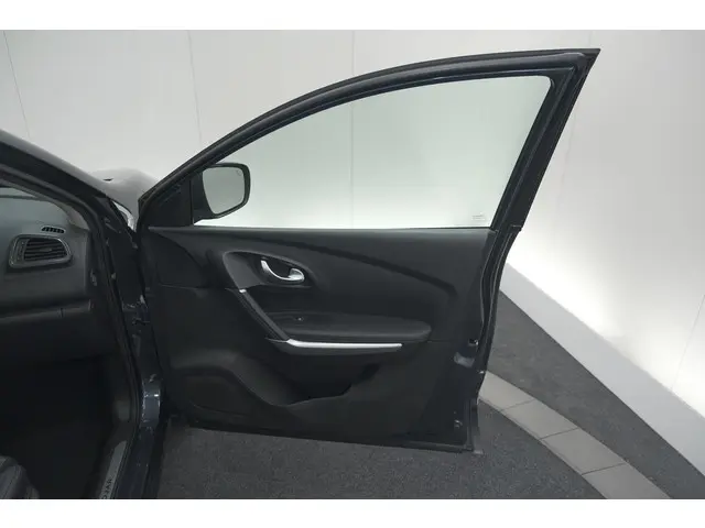 Renault Kadjar TCe 140 Intens 2019 Benzine 76