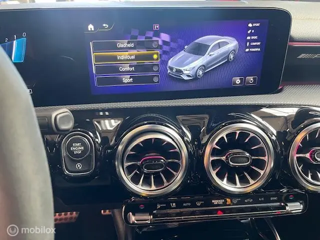 Mercedes-Benz CLA AMG 45 S 4MATIC+ 2022 Benzine 34