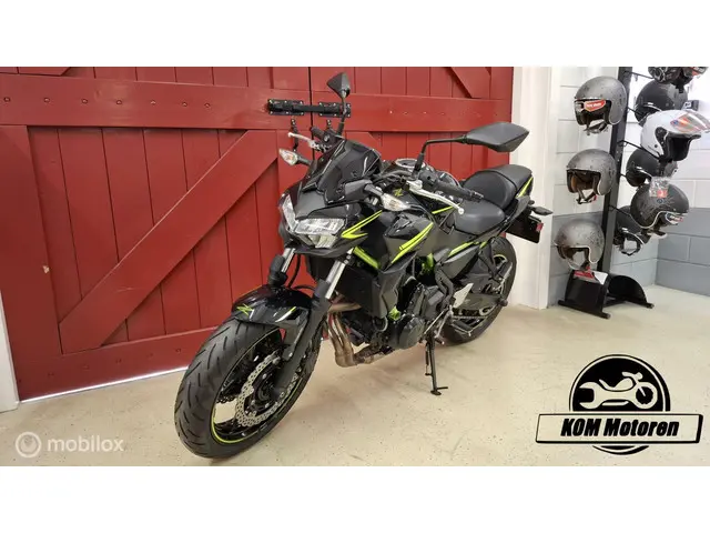 Kawasaki Z650 Z 650 2021 Benzine 2