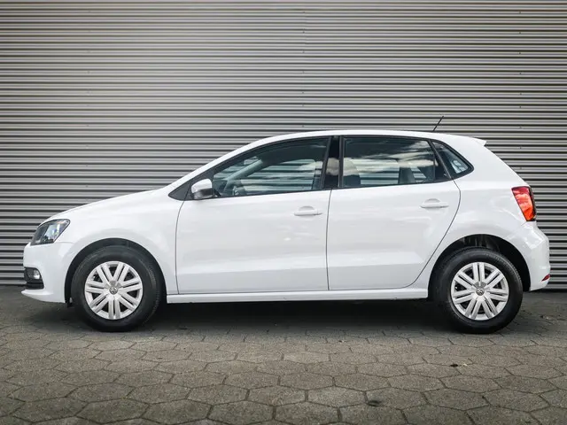 Volkswagen Polo 1.2 TSI Comfortline 2014 Benzine 7