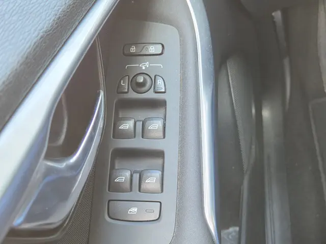 Volvo V40 2.0 D2 Momentum Business 2015 Diesel 19