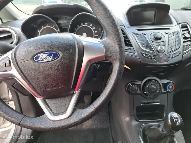 Ford Fiesta 1.0 Ambiente 2015 Benzine 22