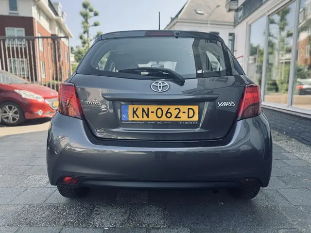 Toyota Yaris 1.0 VVT-i Aspiration 2016 Benzine 5