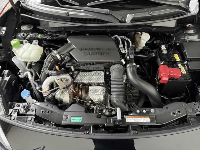 Suzuki Swift 1.4 Sport Smart Hybrid 2022 Benzine 38