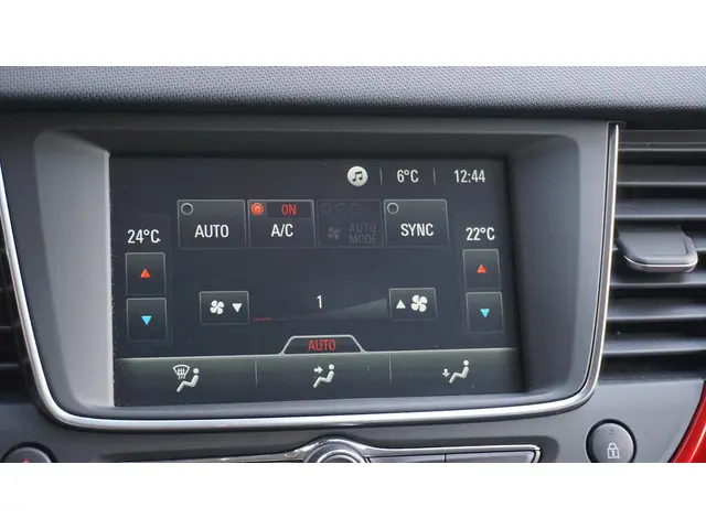 Opel Crossland 1.2 110pk Turbo GS-Line 2023 Benzine 17